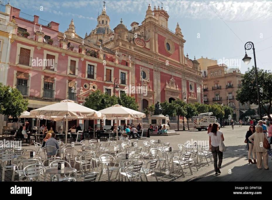 Sweet Catalina-centric 4 Guests Apartment Seville
